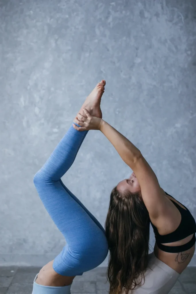 Beneficios y ejercicios de pilates en la pared